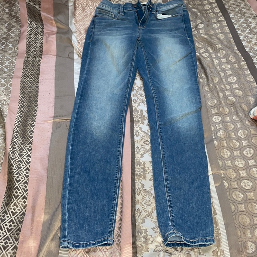 Low rise skinny jeans